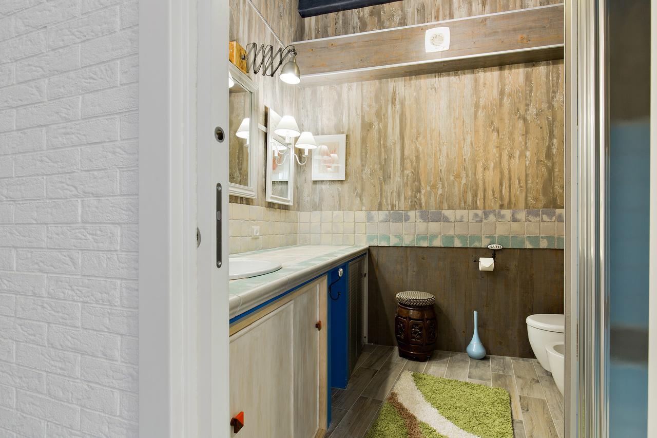 Rome As You Feel - Design Apartment At Colosseum Ngoại thất bức ảnh